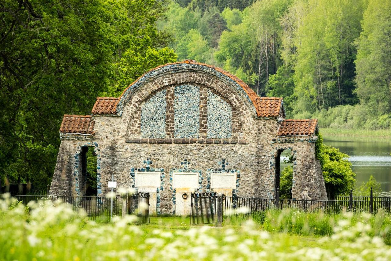 Faerna Herrgard & Spa Hotel Exterior photo